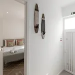 Surf&chill Peniche *