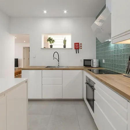 Surf & Chill Peniche Вилла Атогиа-да-Балейя