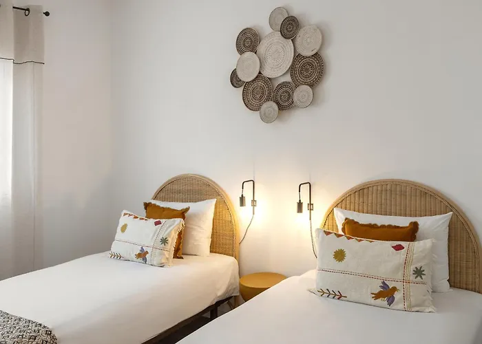 Surf & Chill Peniche * Atouguia Da Baleia